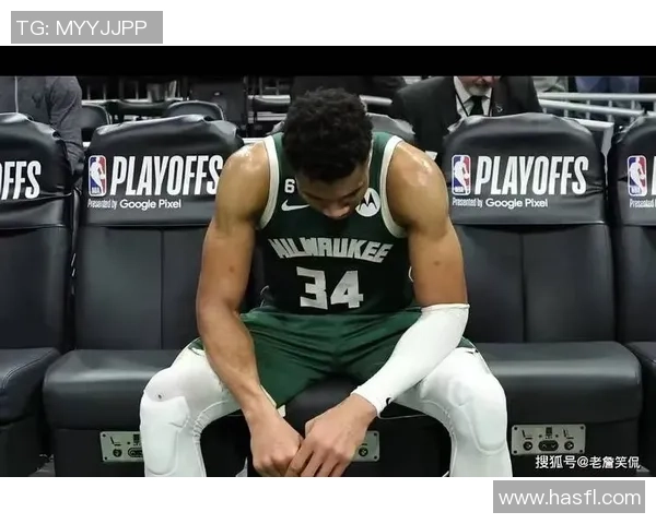 字母哥愤怒撕毁球衣雄鹿惨败后更衣室内冲突不断引发热议